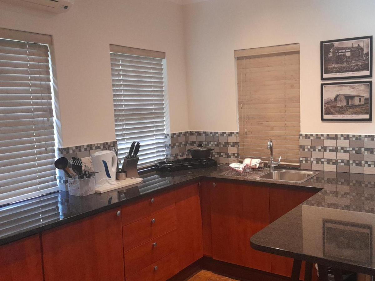 Paddabult Self Catering Cottages Paarl Luaran gambar
